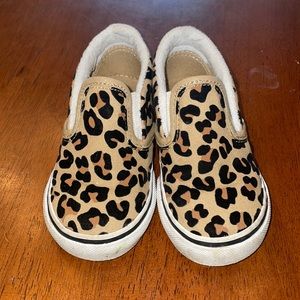 Toddler leopard vans size 7